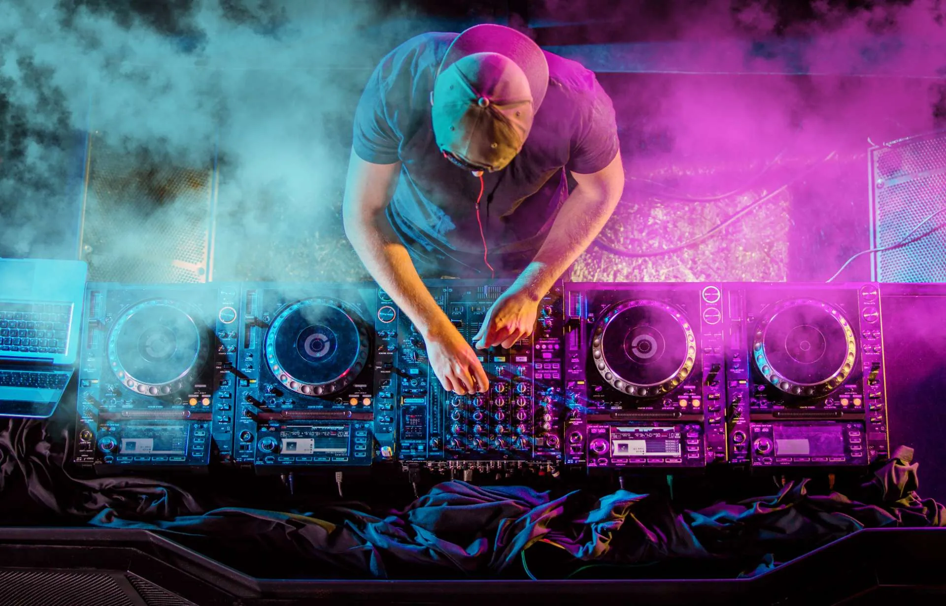 DJ-Lichtshow und Eventtechnik